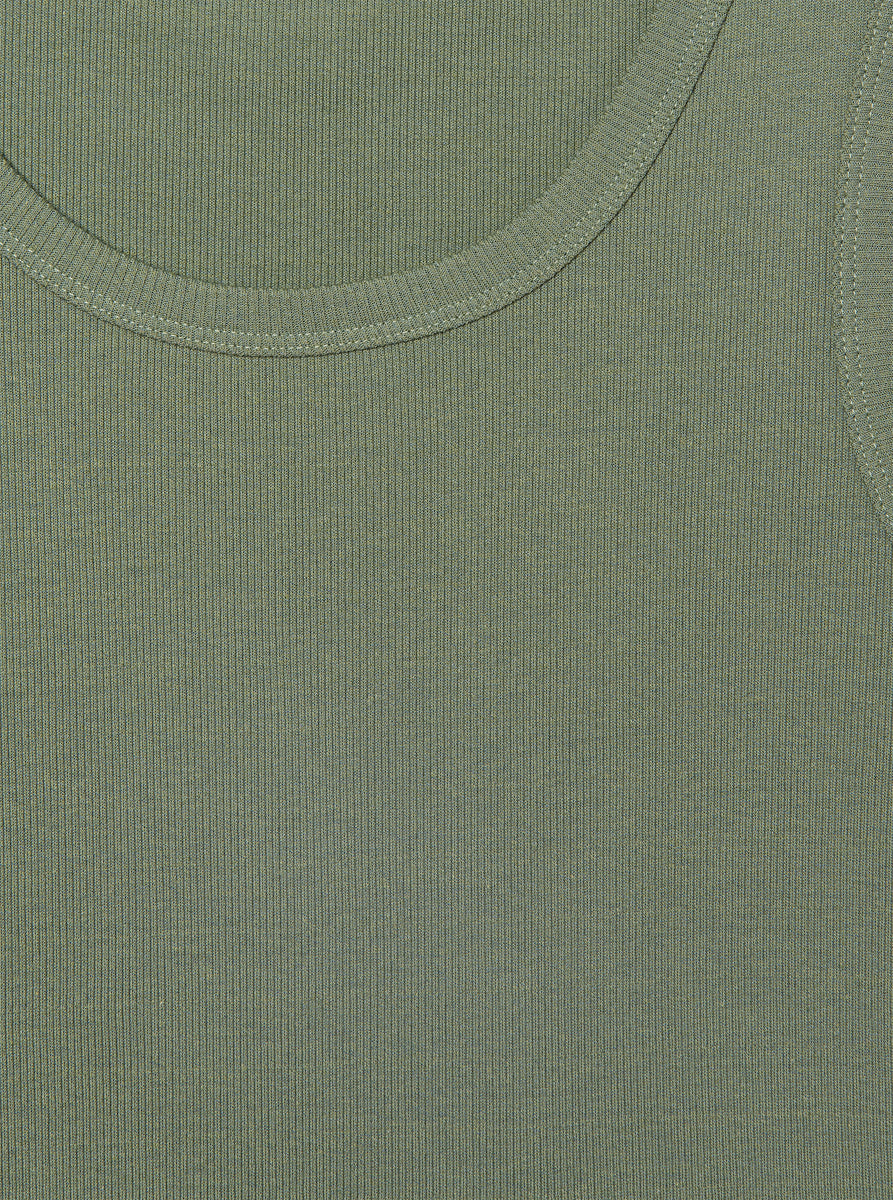green rips tank top