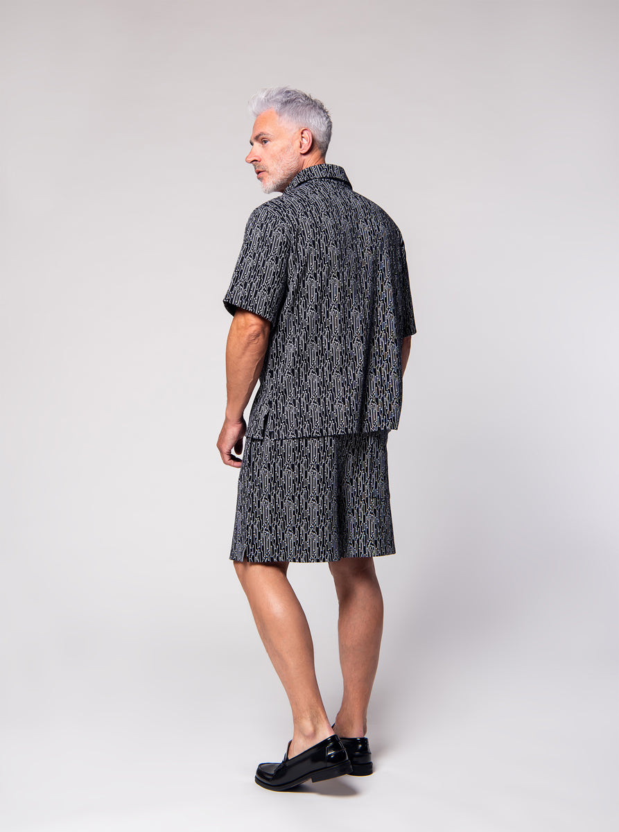 cotton jacquard shirt and short in black background, white geometric motiv