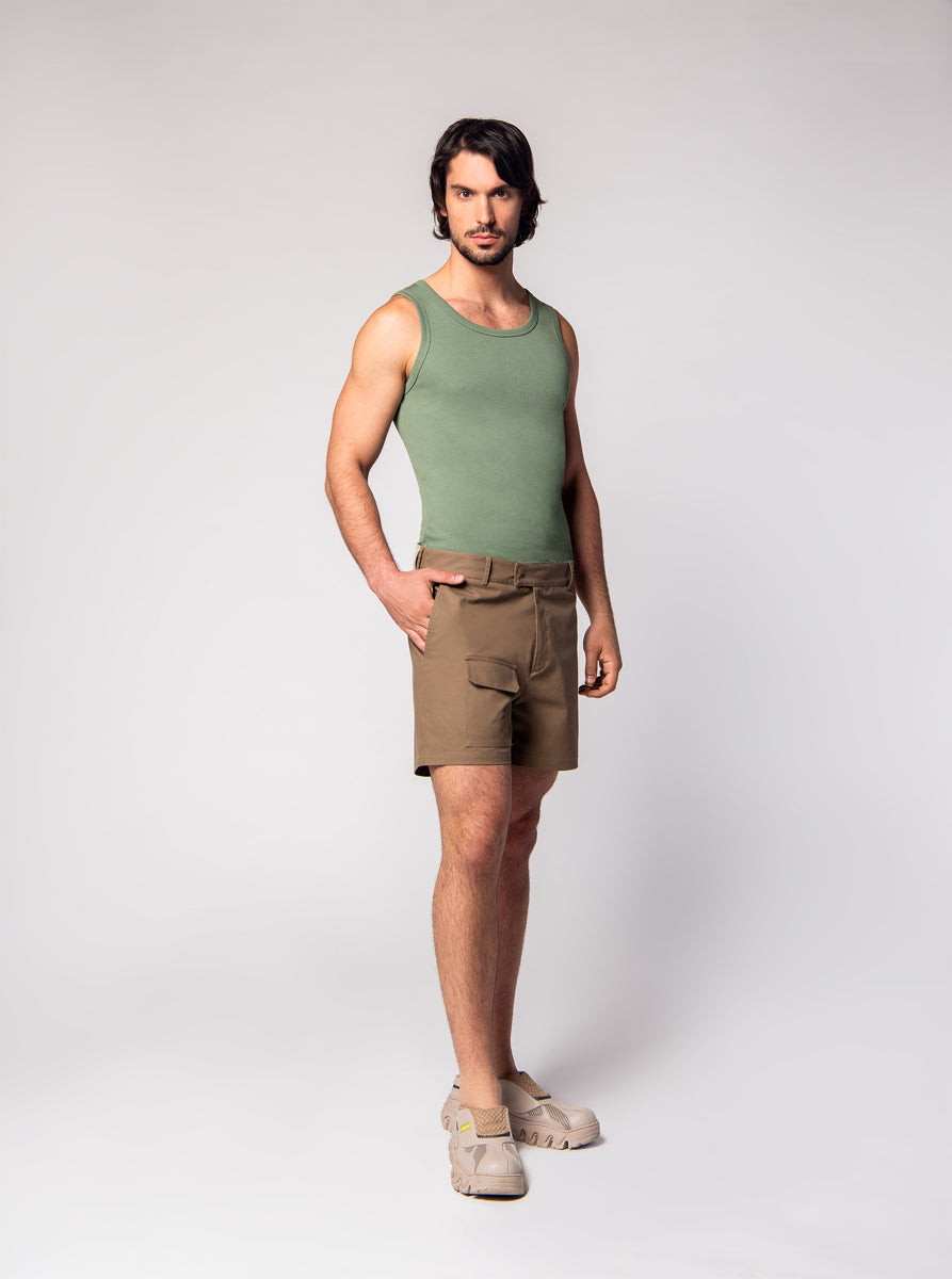 cotton tank top in green and beige shorts in cotton gabardive